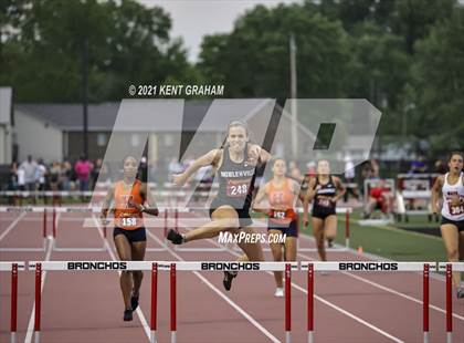 Thumbnail 1 in Lafayette Jefferson (IHSAA Regional) photogallery.