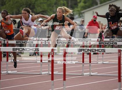 Thumbnail 1 in Lafayette Jefferson (IHSAA Regional) photogallery.