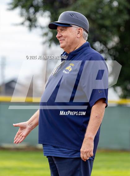 Thumbnail 1 in Big Valley Christian vs. Gregori photogallery.