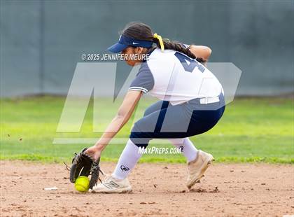 Thumbnail 1 in Big Valley Christian vs. Gregori photogallery.