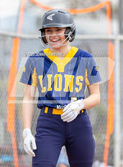 Thumbnail 1 in Big Valley Christian vs. Gregori photogallery.
