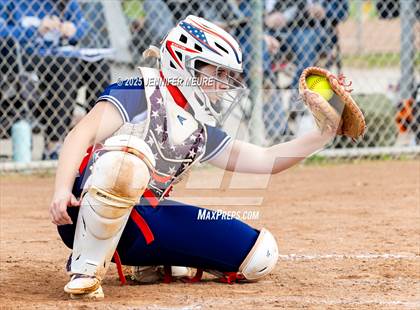 Thumbnail 2 in Big Valley Christian vs. Gregori photogallery.