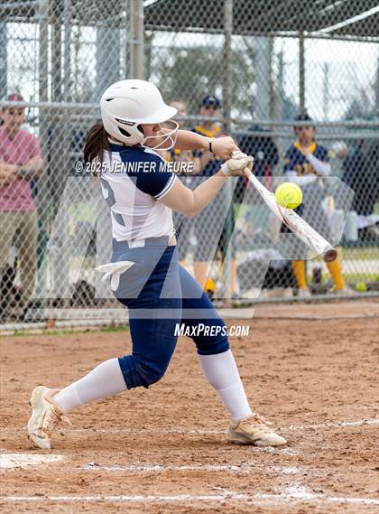 Thumbnail 1 in Big Valley Christian vs. Gregori photogallery.