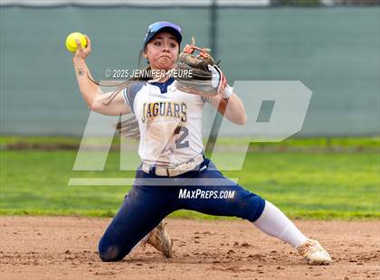 Thumbnail 1 in Big Valley Christian vs. Gregori photogallery.