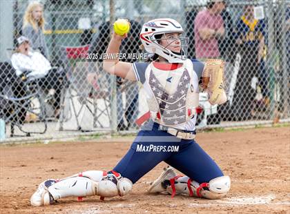 Thumbnail 3 in Big Valley Christian vs. Gregori photogallery.