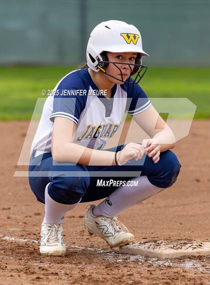 Thumbnail 3 in Big Valley Christian vs. Gregori photogallery.