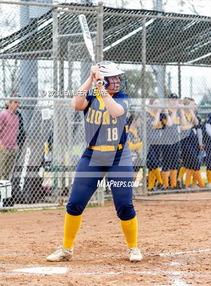 Thumbnail 1 in Big Valley Christian vs. Gregori photogallery.