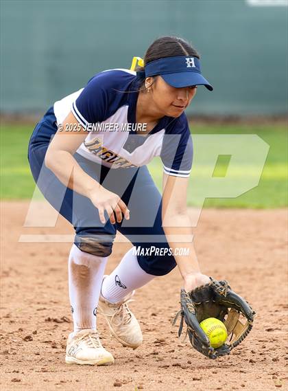Thumbnail 2 in Big Valley Christian vs. Gregori photogallery.