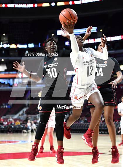 Thumbnail 1 in 40th McDonald's All American Game (East vs. West) photogallery.