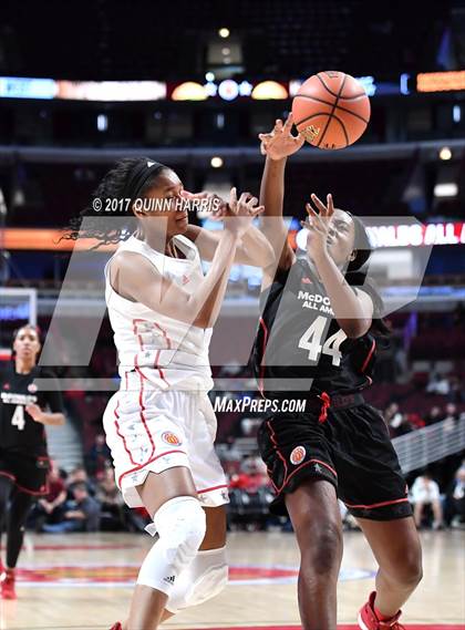 Thumbnail 1 in 40th McDonald's All American Game (East vs. West) photogallery.