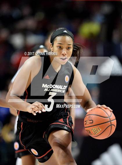 Thumbnail 3 in 40th McDonald's All American Game (East vs. West) photogallery.