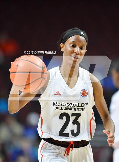Thumbnail 1 in 40th McDonald's All American Game (East vs. West) photogallery.