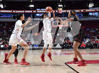 Thumbnail 3 in 40th McDonald's All American Game (East vs. West) photogallery.