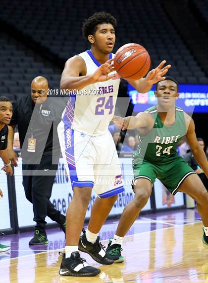 Thumbnail 1 in Immanuel vs. Ribet Academy (CIF State D4 Final) photogallery.