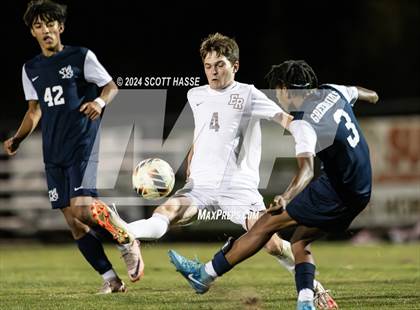 Thumbnail 3 in Greenhills vs. Eaton Rapids (MHSAA  D3 Reg Semifinal) photogallery.