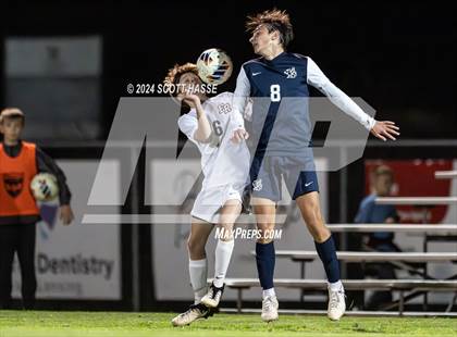 Thumbnail 1 in Greenhills vs. Eaton Rapids (MHSAA  D3 Reg Semifinal) photogallery.