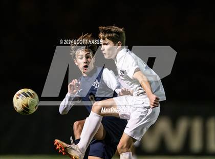 Thumbnail 3 in Greenhills vs. Eaton Rapids (MHSAA  D3 Reg Semifinal) photogallery.