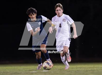 Thumbnail 2 in Greenhills vs. Eaton Rapids (MHSAA  D3 Reg Semifinal) photogallery.