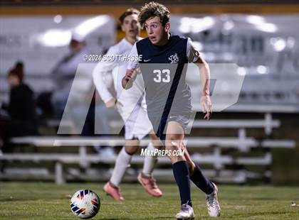 Thumbnail 2 in Greenhills vs. Eaton Rapids (MHSAA  D3 Reg Semifinal) photogallery.