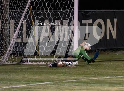 Thumbnail 1 in Greenhills vs. Eaton Rapids (MHSAA  D3 Reg Semifinal) photogallery.