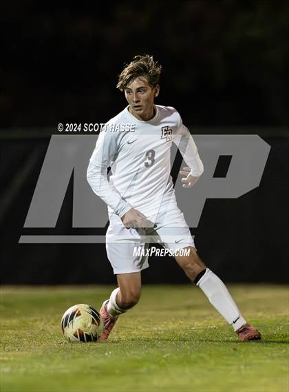 Thumbnail 3 in Greenhills vs. Eaton Rapids (MHSAA  D3 Reg Semifinal) photogallery.
