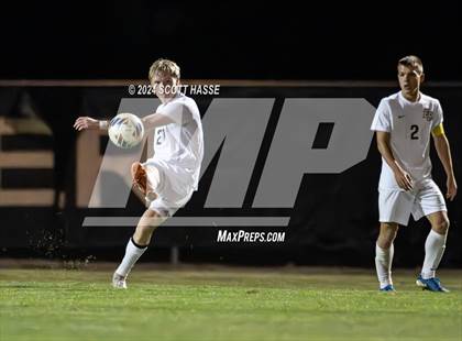Thumbnail 3 in Greenhills vs. Eaton Rapids (MHSAA  D3 Reg Semifinal) photogallery.