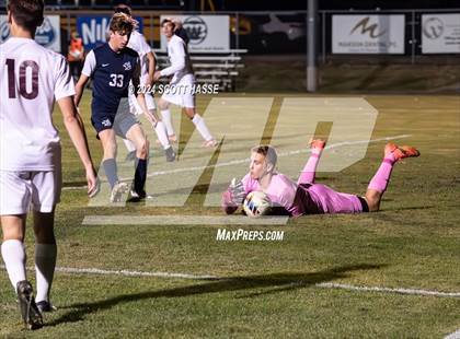 Thumbnail 3 in Greenhills vs. Eaton Rapids (MHSAA  D3 Reg Semifinal) photogallery.