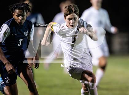 Thumbnail 3 in Greenhills vs. Eaton Rapids (MHSAA  D3 Reg Semifinal) photogallery.