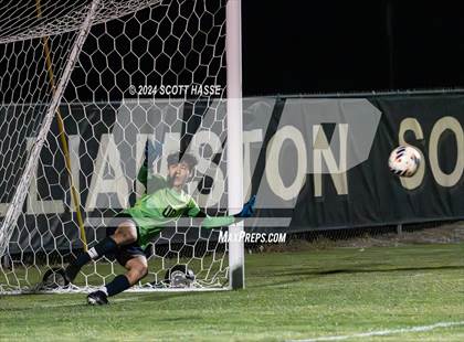 Thumbnail 1 in Greenhills vs. Eaton Rapids (MHSAA  D3 Reg Semifinal) photogallery.