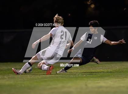 Thumbnail 3 in Greenhills vs. Eaton Rapids (MHSAA  D3 Reg Semifinal) photogallery.