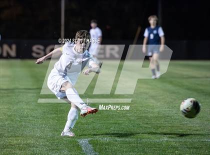 Thumbnail 2 in Greenhills vs. Eaton Rapids (MHSAA  D3 Reg Semifinal) photogallery.