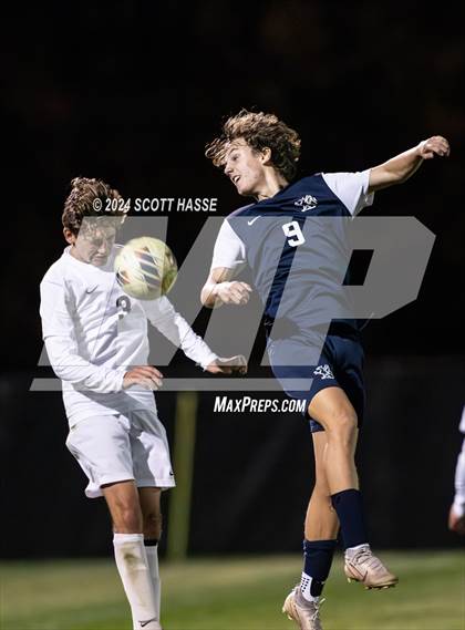 Thumbnail 2 in Greenhills vs. Eaton Rapids (MHSAA  D3 Reg Semifinal) photogallery.