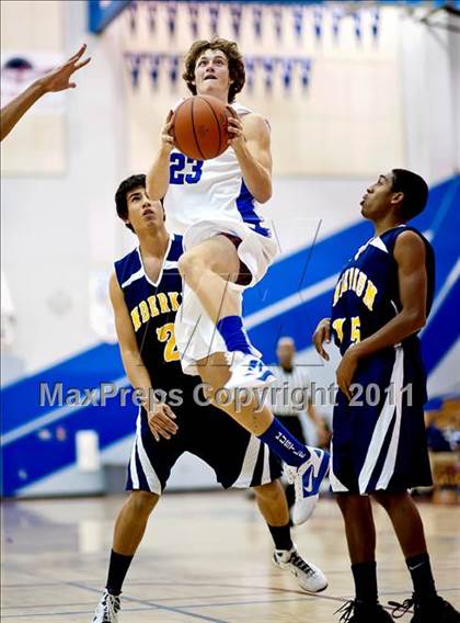 Thumbnail 2 in Rocklin vs Inderkum (Folsom-Vista Varsity Invitational) photogallery.