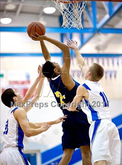 Thumbnail 2 in Rocklin vs Inderkum (Folsom-Vista Varsity Invitational) photogallery.