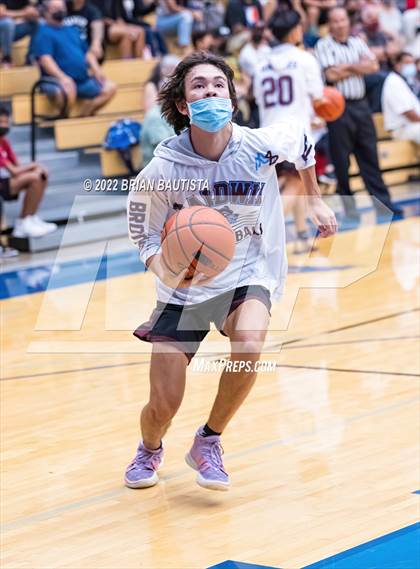 Thumbnail 2 in St. Louis vs Baldwin (HHSAA D1 Semifinal Playoff) photogallery.