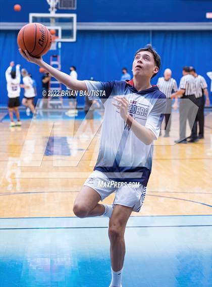 Thumbnail 1 in St. Louis vs Baldwin (HHSAA D1 Semifinal Playoff) photogallery.