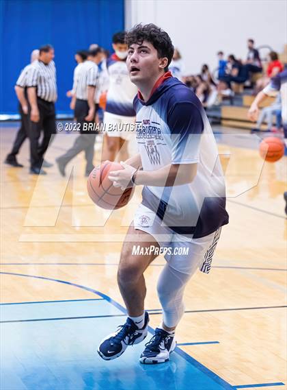 Thumbnail 2 in St. Louis vs Baldwin (HHSAA D1 Semifinal Playoff) photogallery.