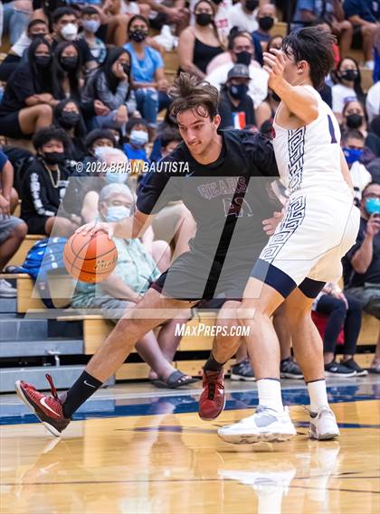 Thumbnail 1 in St. Louis vs Baldwin (HHSAA D1 Semifinal Playoff) photogallery.