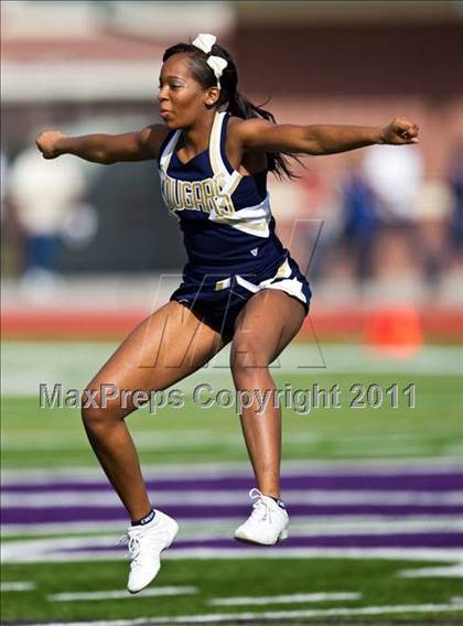 Thumbnail 1 in La Marque vs. Manvel (4A Region 3 Quarterfinals) photogallery.