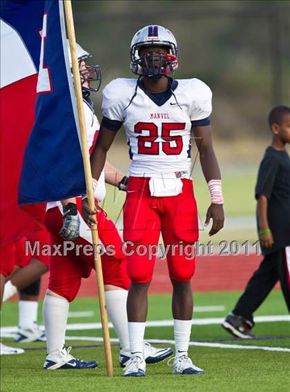 Thumbnail 3 in La Marque vs. Manvel (4A Region 3 Quarterfinals) photogallery.