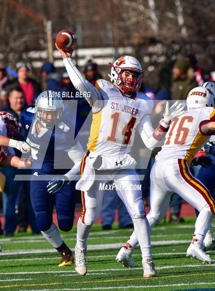 Thumbnail 3 in Hillhouse vs. St. Joseph (CIAC Class M Final) photogallery.