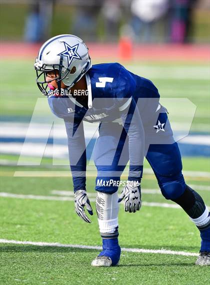 Thumbnail 3 in Hillhouse vs. St. Joseph (CIAC Class M Final) photogallery.