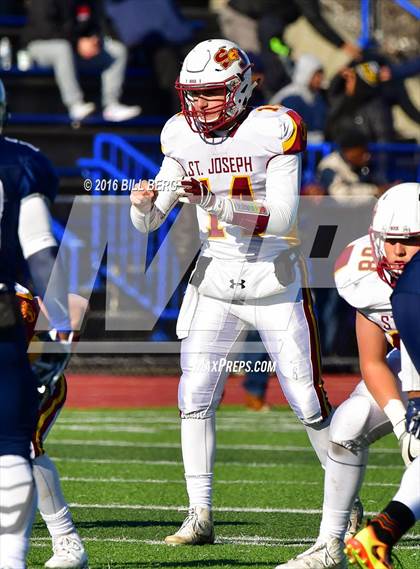 Thumbnail 3 in Hillhouse vs. St. Joseph (CIAC Class M Final) photogallery.