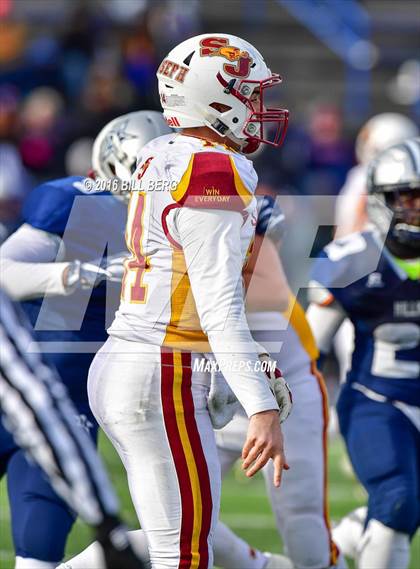 Thumbnail 2 in Hillhouse vs. St. Joseph (CIAC Class M Final) photogallery.