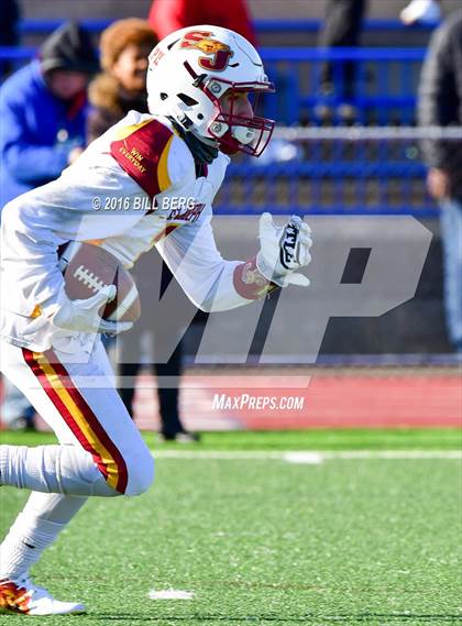 Thumbnail 1 in Hillhouse vs. St. Joseph (CIAC Class M Final) photogallery.