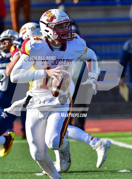 Thumbnail 2 in Hillhouse vs. St. Joseph (CIAC Class M Final) photogallery.