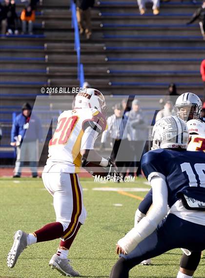 Thumbnail 1 in Hillhouse vs. St. Joseph (CIAC Class M Final) photogallery.