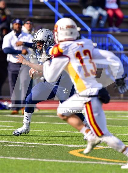 Thumbnail 2 in Hillhouse vs. St. Joseph (CIAC Class M Final) photogallery.