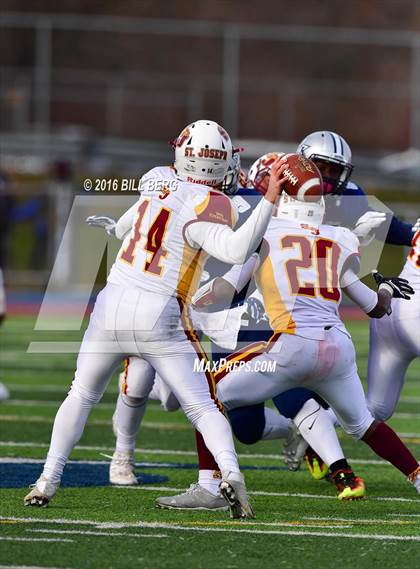 Thumbnail 1 in Hillhouse vs. St. Joseph (CIAC Class M Final) photogallery.
