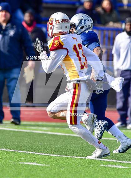 Thumbnail 3 in Hillhouse vs. St. Joseph (CIAC Class M Final) photogallery.